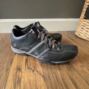 Men’s Skechers  Casual Black Size 11 Shoes